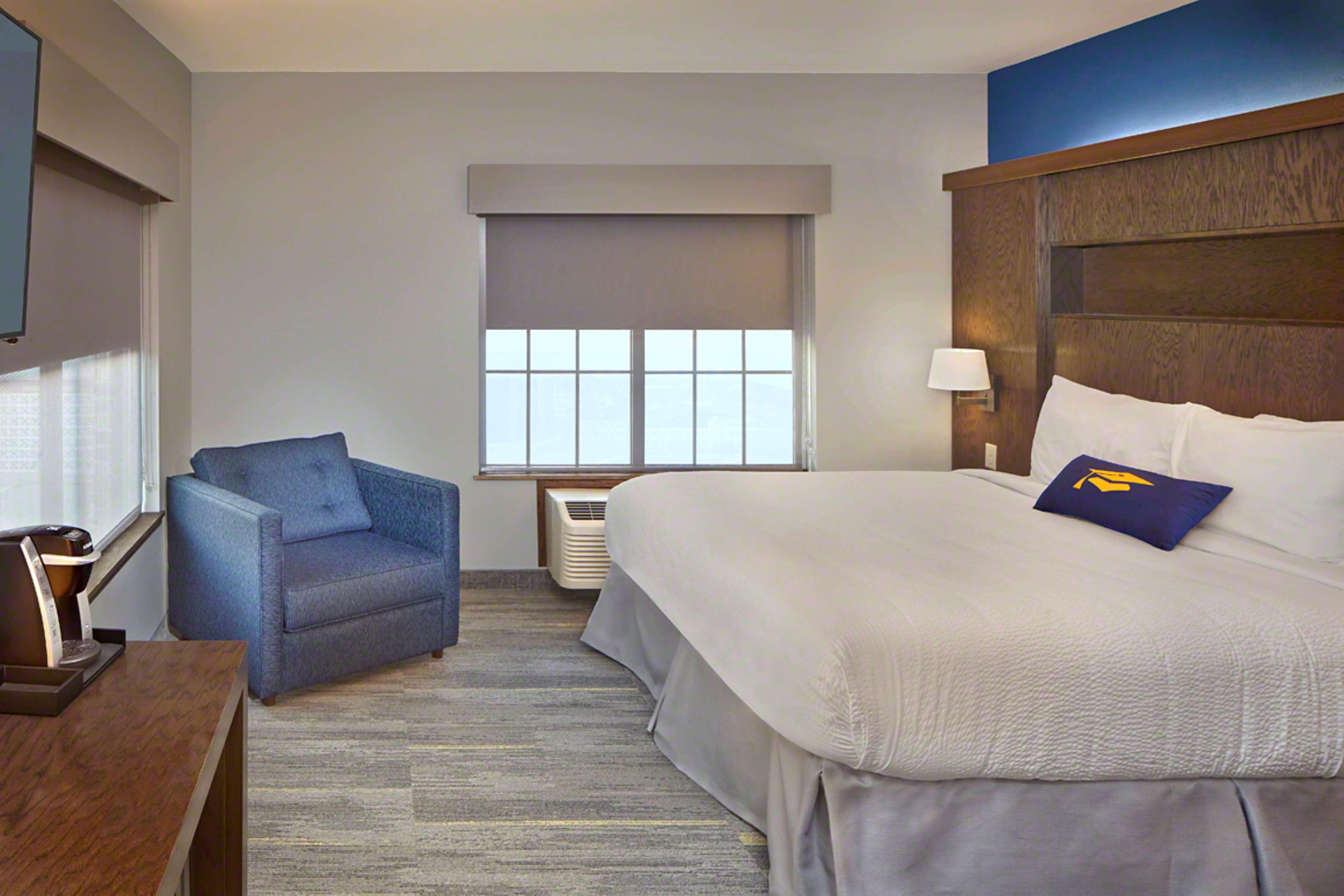 מלון Scholar Morgantown, Tapestry Collection By Hilton מראה חיצוני תמונה