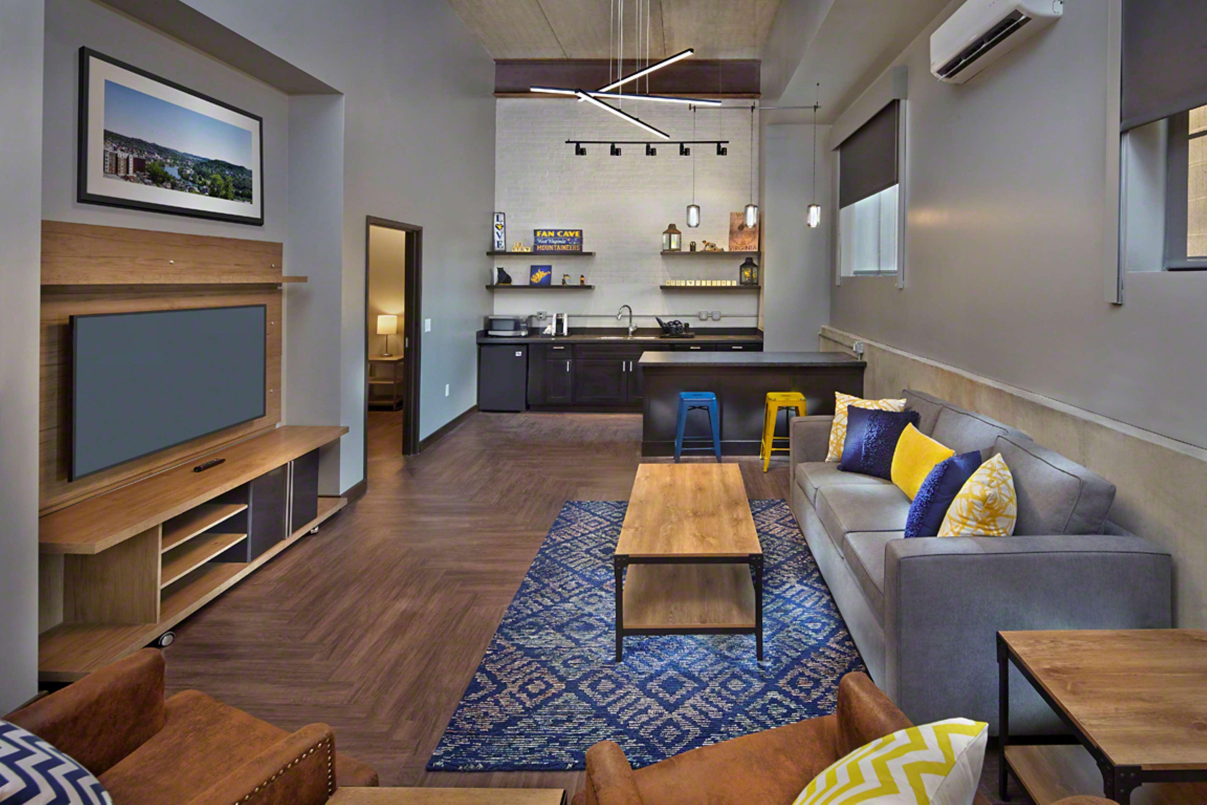 מלון Scholar Morgantown, Tapestry Collection By Hilton מראה חיצוני תמונה